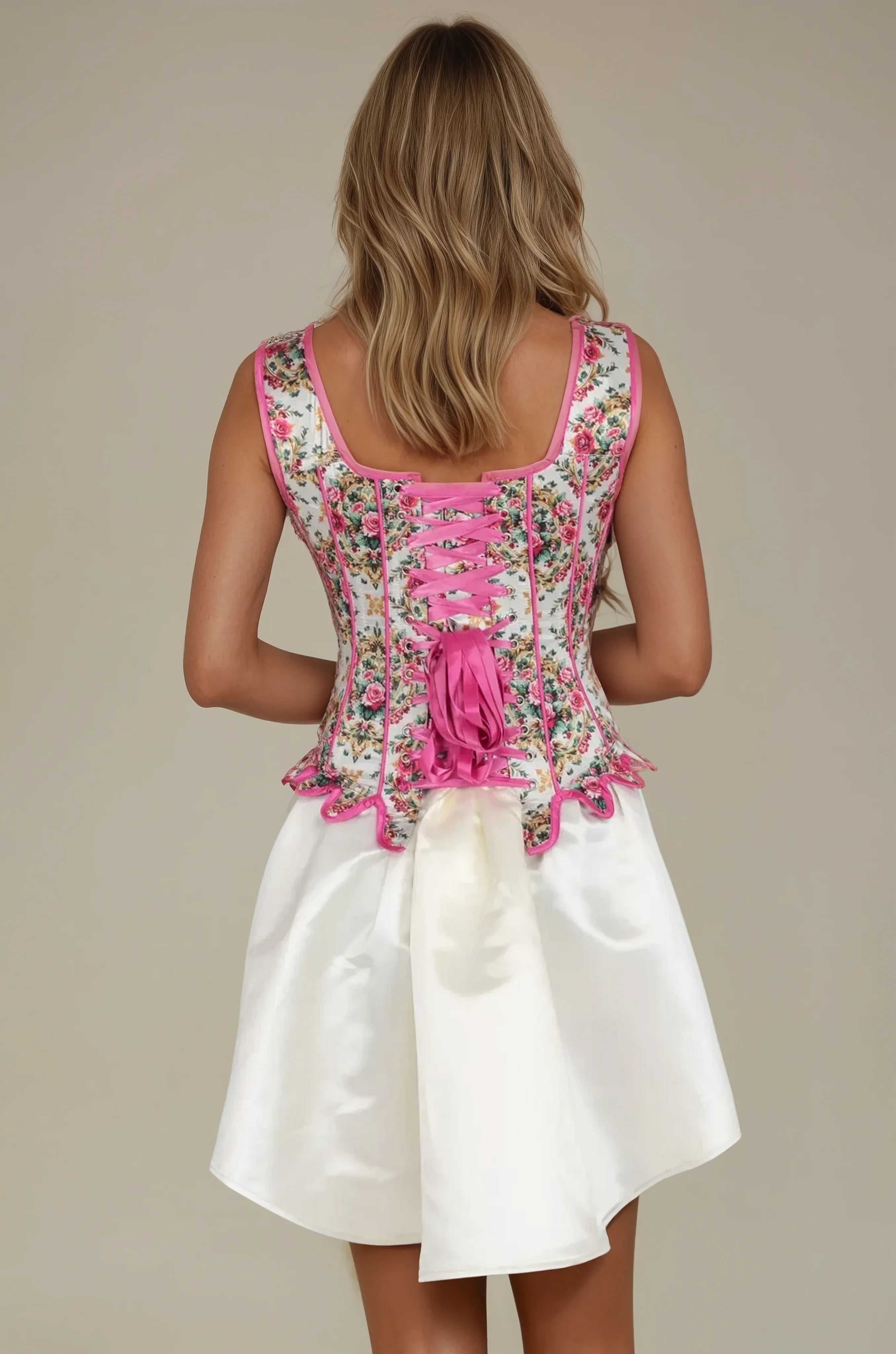 Mitsue Viktorianisches Rosengarten-Überbrustkorsett